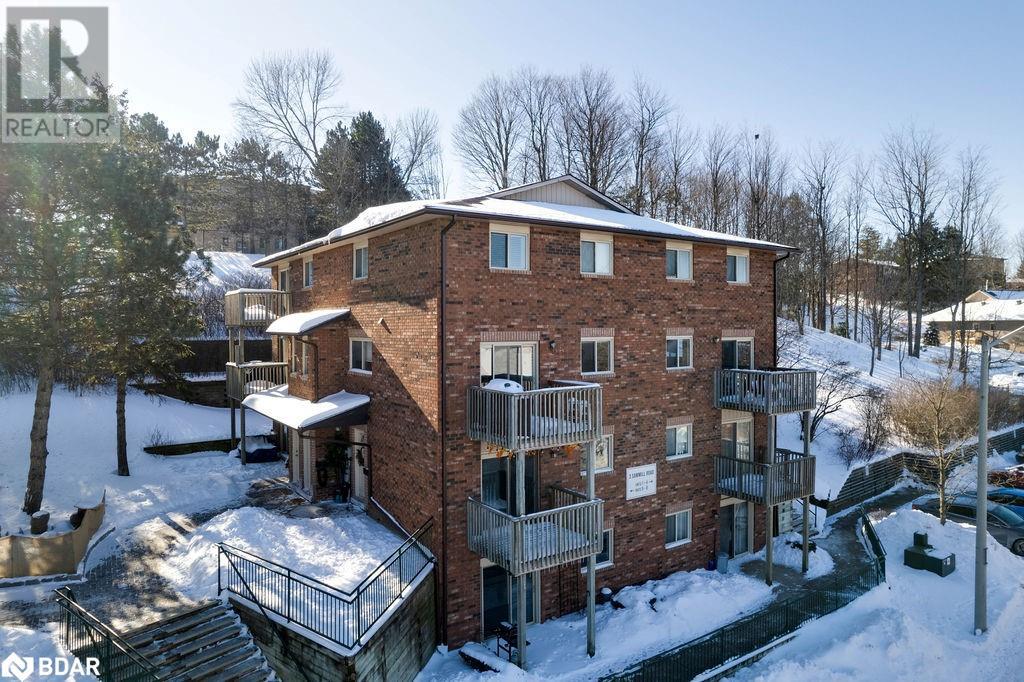 Real Estate Listing   3 SAWMILL Road Unit# 6 Barrie