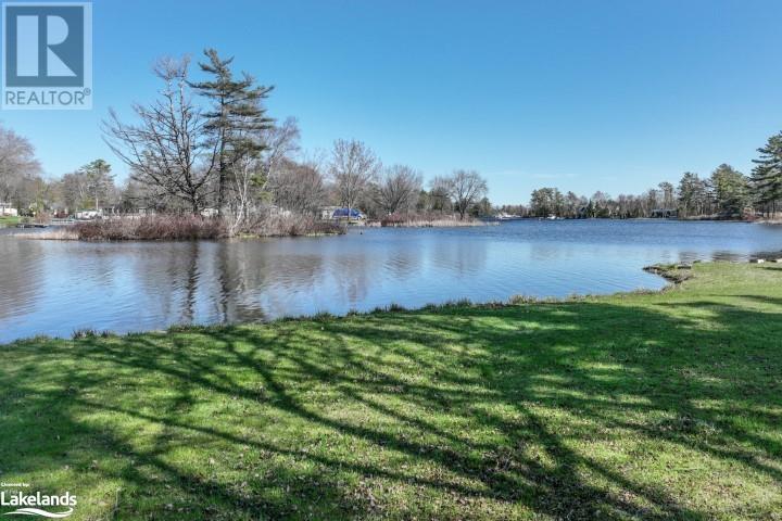 Real Estate -   138 LONE PINE Road, PORT SEVERN, Ontario - 